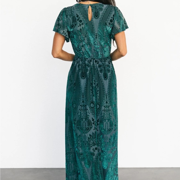 Baltic Born Kimberly Velvet Maxi Dress | Emerald - Picture 2 of 3